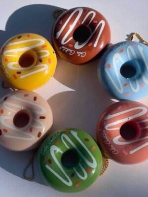 مرطب وملمع شفاه كريمي