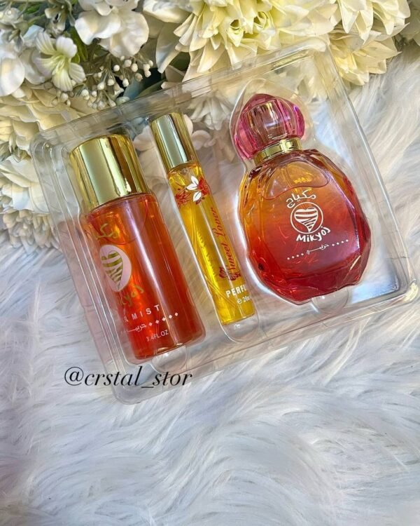 بكج عطر مكياج