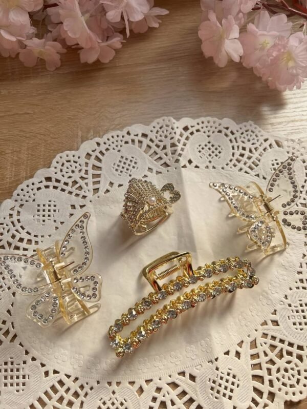 قراصات ذهبيه