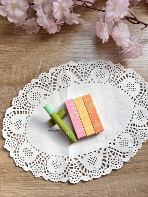 مَرطب  للشفاه (وردي )