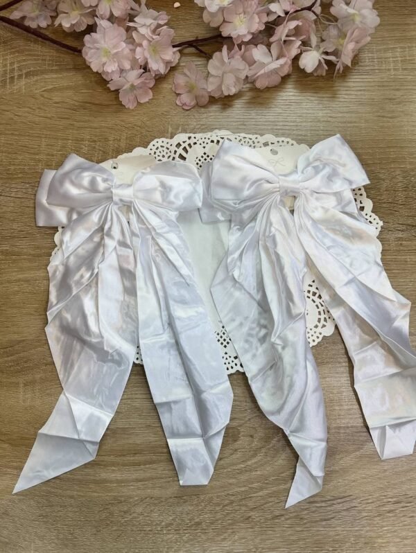 فيونكه شعر طويله جدا حجم كبير