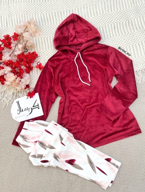 تراك ماروني وابيض