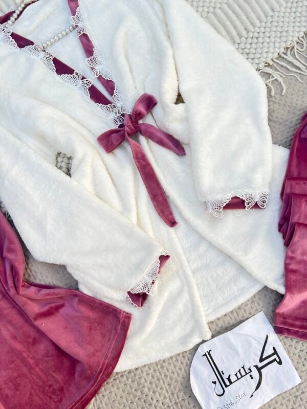 تراك ث قطع فرو وردي