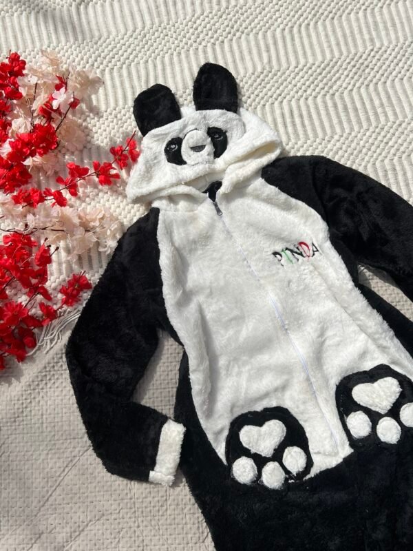 اوفر باندا 🐼