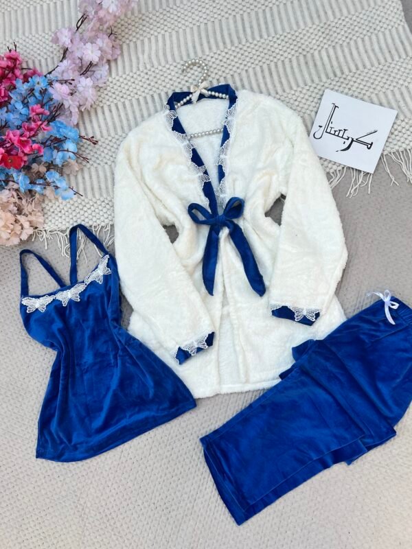 تراك ٣ قطع فرو ازرق