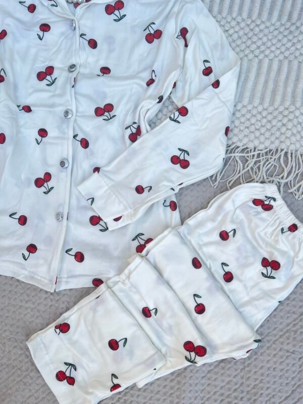 تراك كرز ابيض 🍒