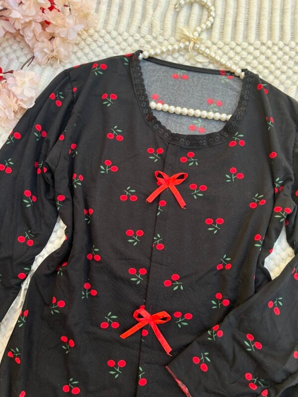 تراك كرز اسود 🍒